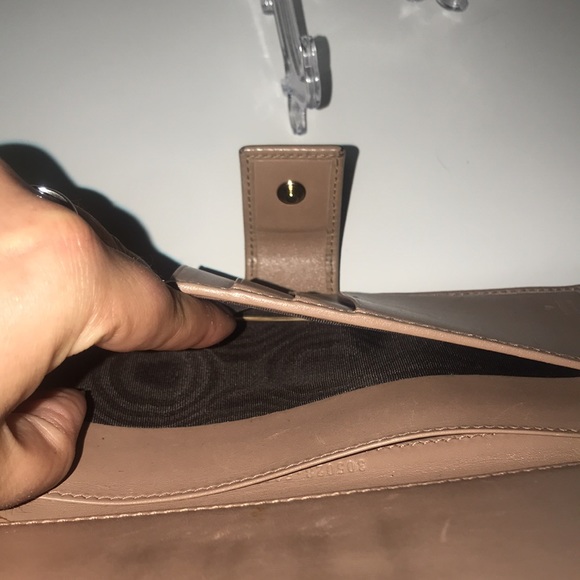 GUCCI BLUSH MONOGRAM WALLET WITH CHAIN - Picture 10 of 15